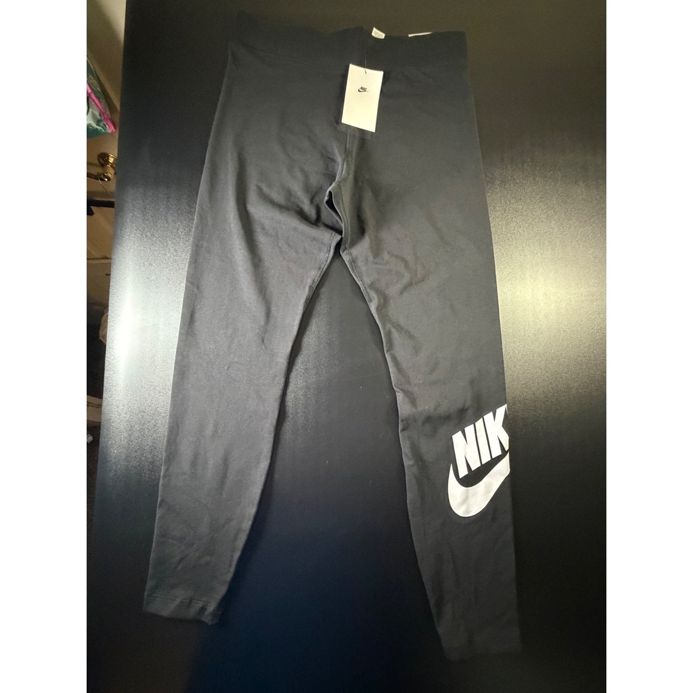 Nike Sportswear Essential High Rise Leggings Black CZ8528-010 Womens L L1
